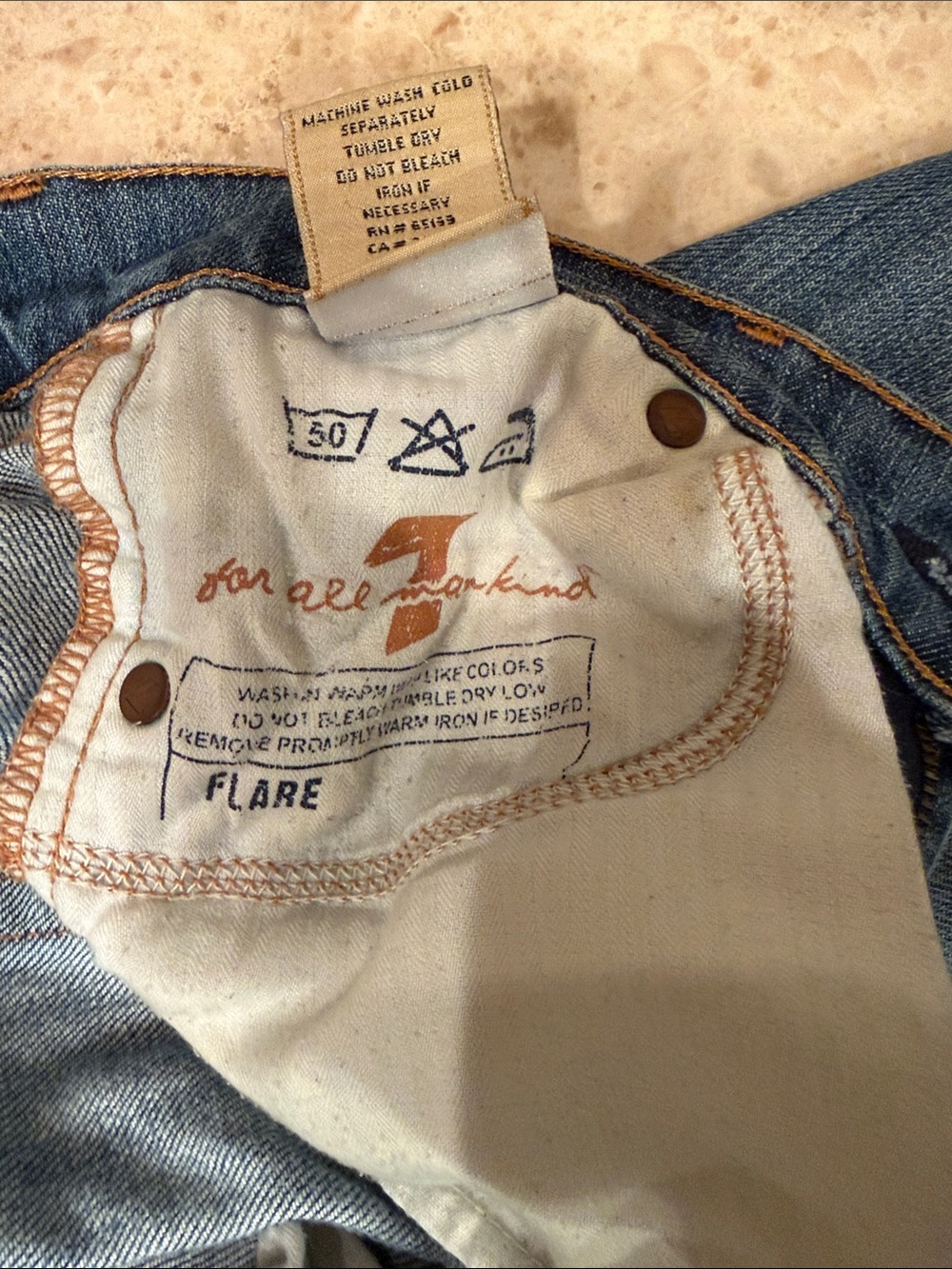 7 For All Mankind Women's Medium Blue Flare Jeans - Picture 5 of 9
